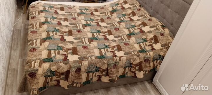 Покрывало для кровати/дивана