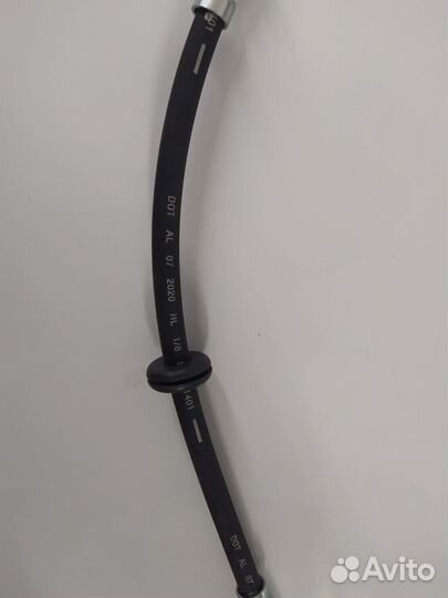 Тормозной шланг Chevrolet Niva