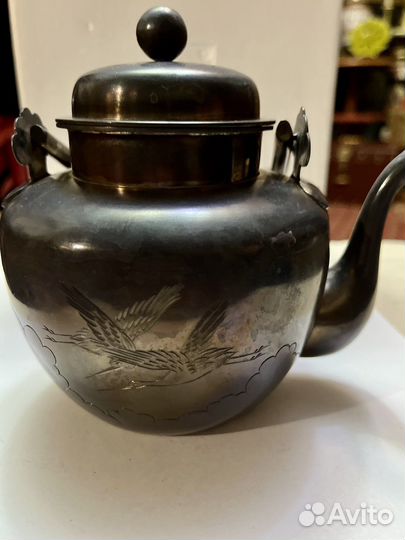 Серебряный чайник