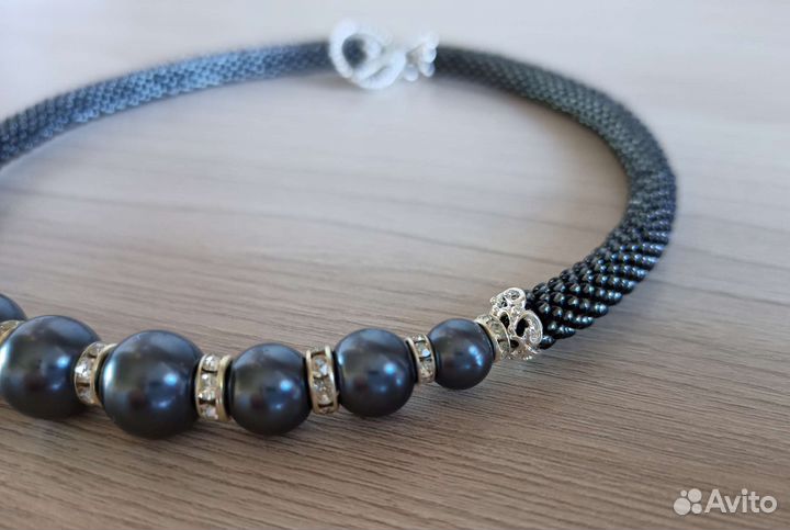 Колье жгут из бисера