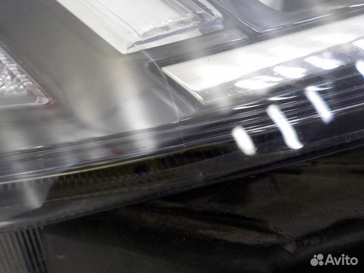 Фара правая Hyundai Elantra