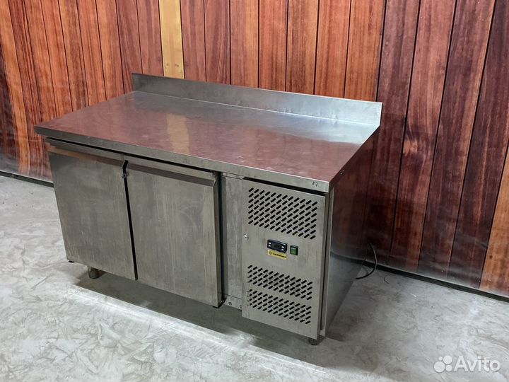 Стол холодильный