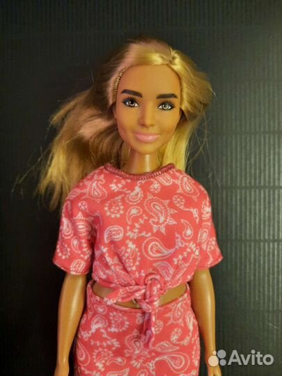 Барби разные