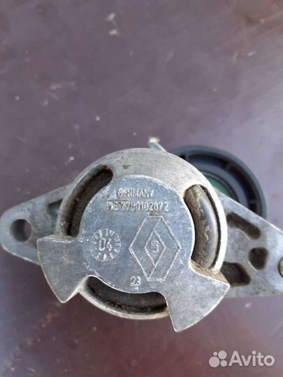 Натяжитель ремня генератора Рено Лагуна 2 1.6 16v