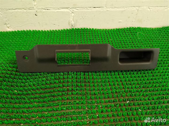 Ручка багажника Opel astra H 2009