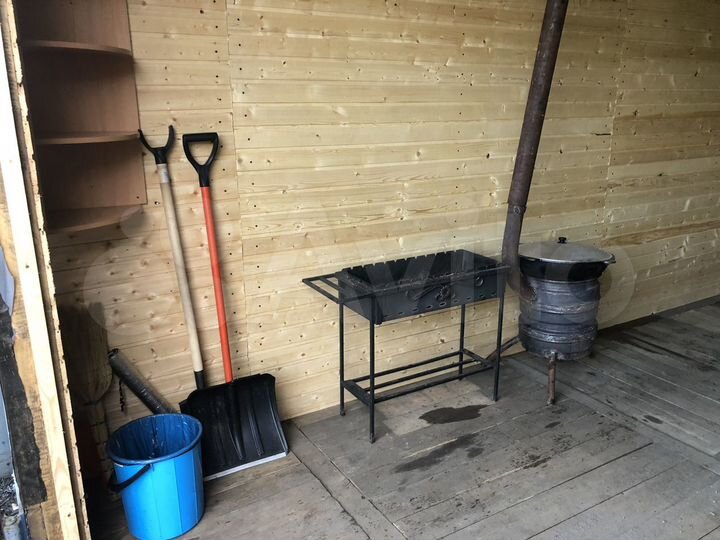 Гараж, > 30 м²