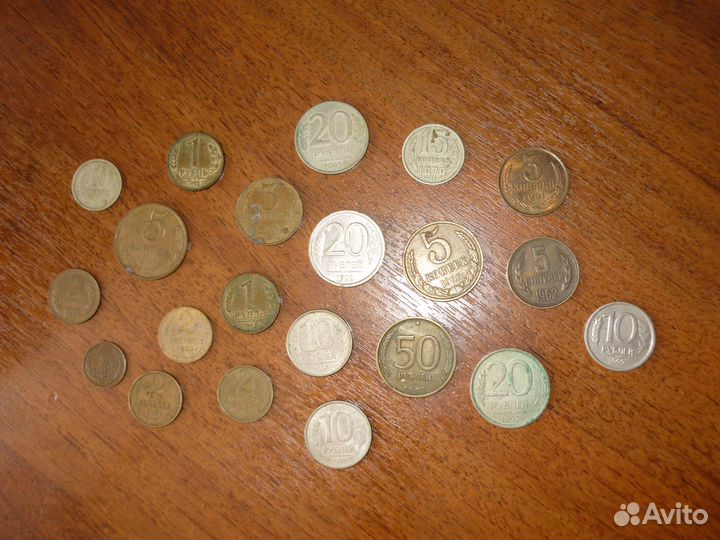 Монеты, банкноты