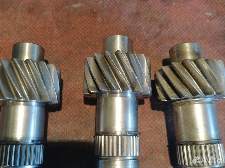 Вторичный вал 2108