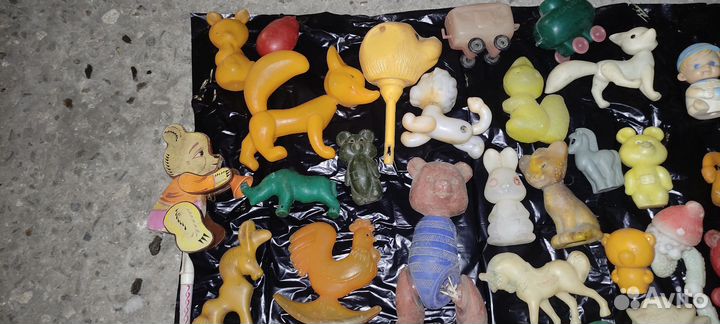 Игрушки детские пластмасса около 70 шт СССР дутыши
