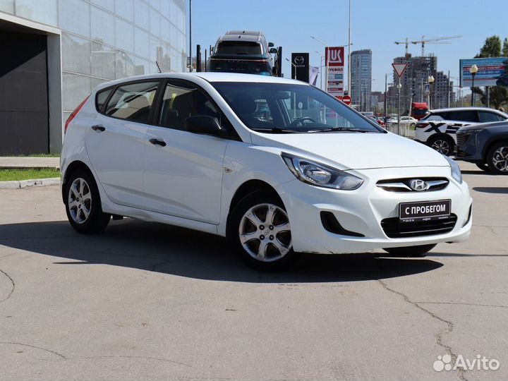 Hyundai Solaris 1.4 AT, 2013, 71 347 км