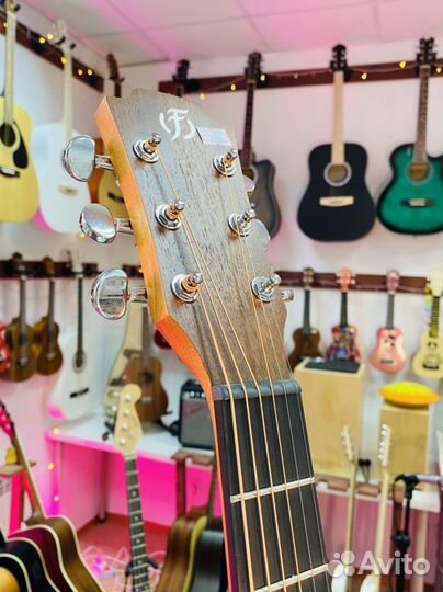 Электроакустическая гитара Flight Новая