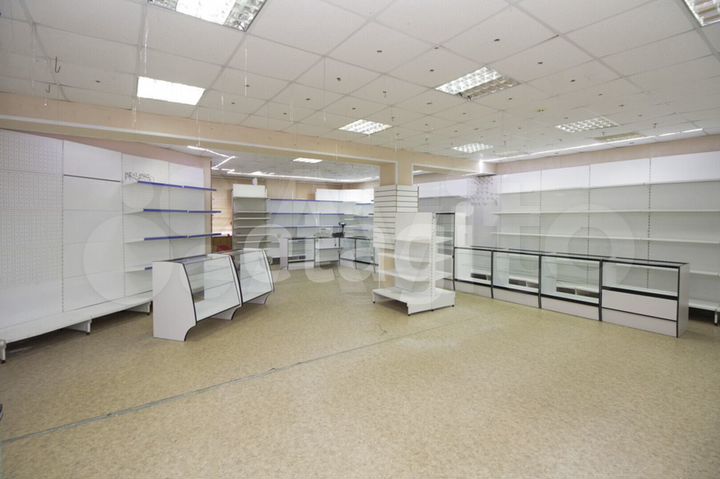 Продам торговое помещение, 248.2 м²