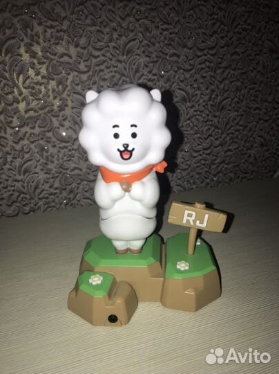 Фигурка BTS BT21 RJ