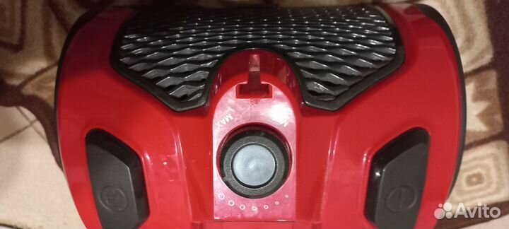 Робот пылесос полярис