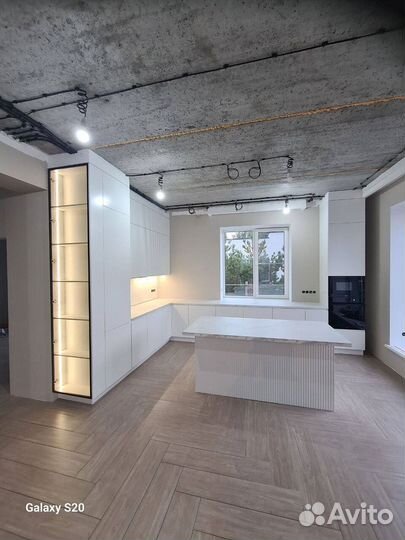 Кухни на заказ любой сложности