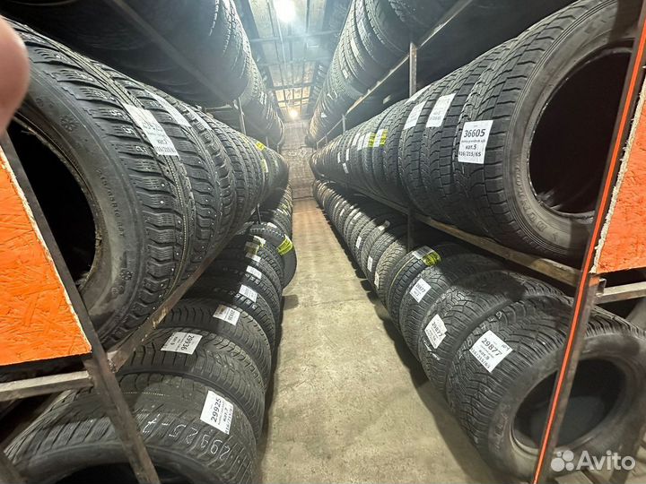 Continental ContiIceContact 215/55 R16 97T