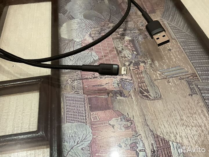 Кабель lightning для зарядки iPhone. Baseus