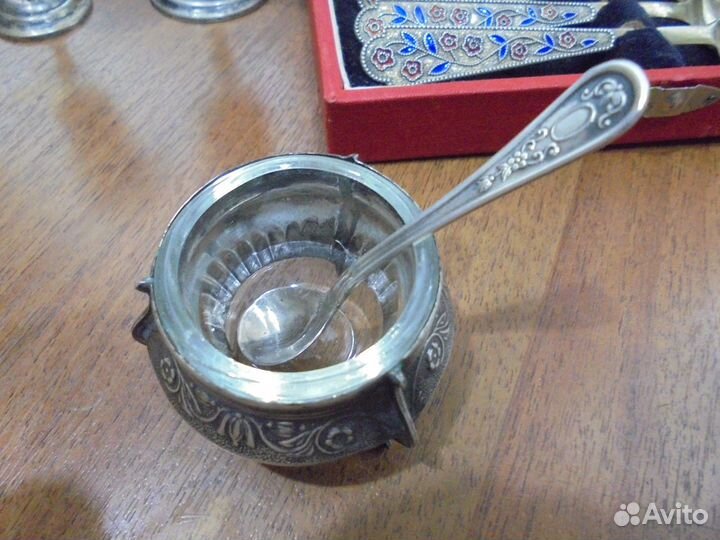 Стопки.Ложки чайные.Горчичница.Серебро