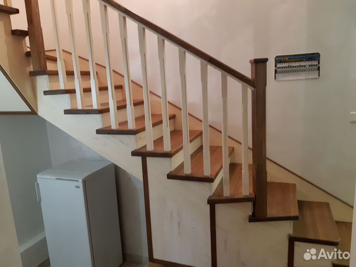 Лестница на второй этаж
