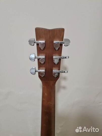 Акустическая гитара yamaha F600