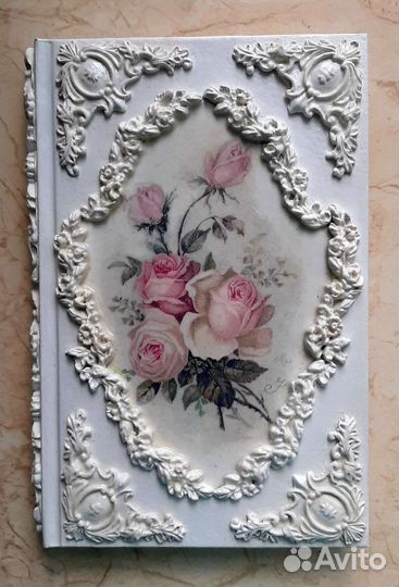 Фотоальбомы, фоторамки, блокноты со стразами