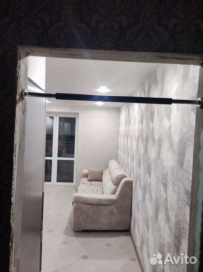 Турник настенный бу