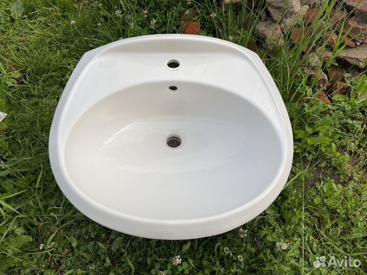 Раковина в ванную комнату