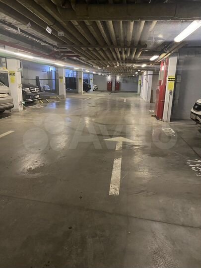 Машиноместо, 19 м²