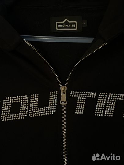 La routine zip hoodie 