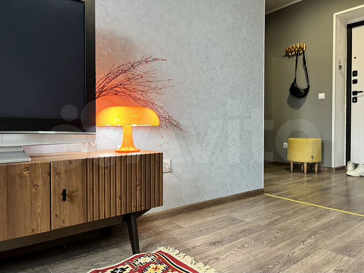 1-к. квартира, 42 м², 3/9 эт.