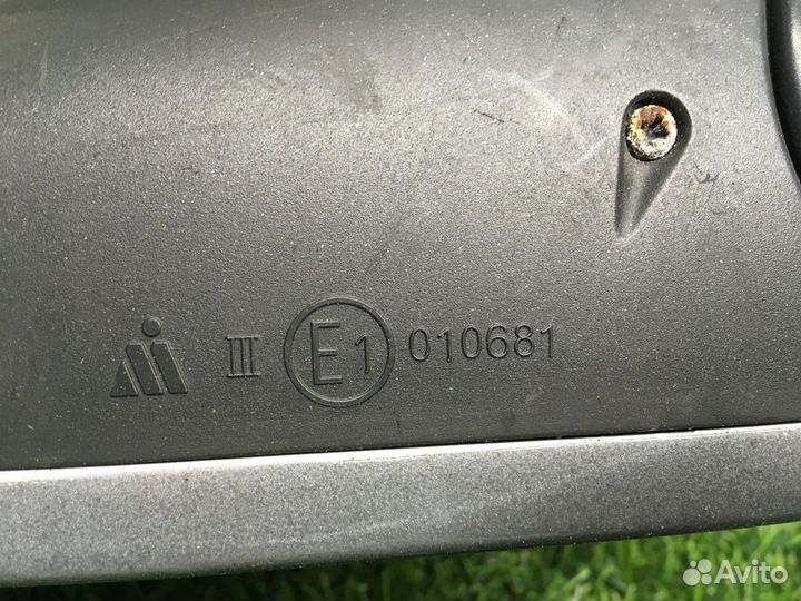 Зеркало боковое левое Audi A4 B7