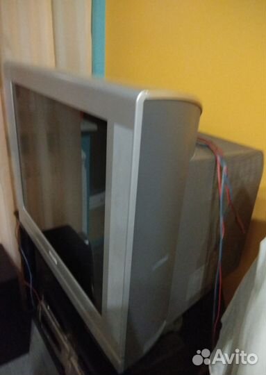 Продам телевизор philips