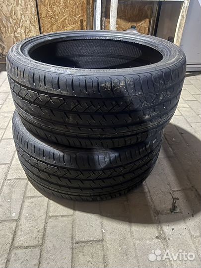 Thunderer Mach III 255/35 R20 97W