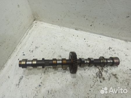 Распредвал впускной