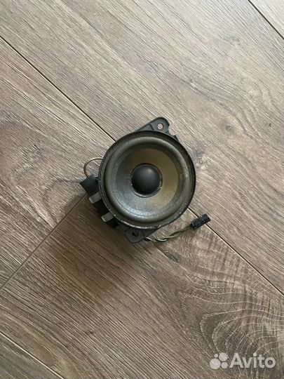 Динамик в торпедо Mercedes S-Class W220