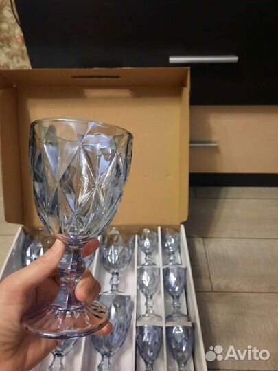 Набор фужеров и рюмок