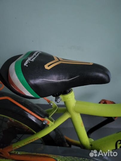 Детский велосипед 16