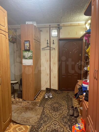 3-к. квартира, 56 м², 1/4 эт.
