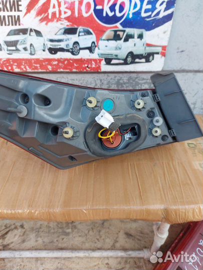 Стоп-сигнал задний правый Hyundai Genesis