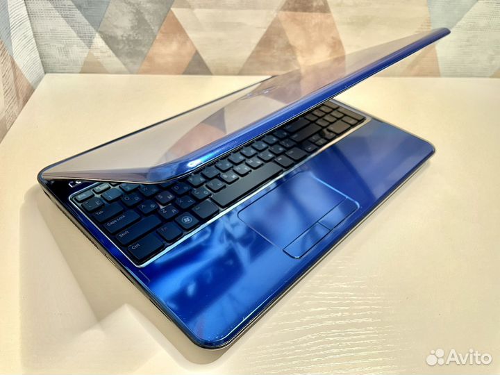 Ноутбук Dell/Core i3/8Гб озу