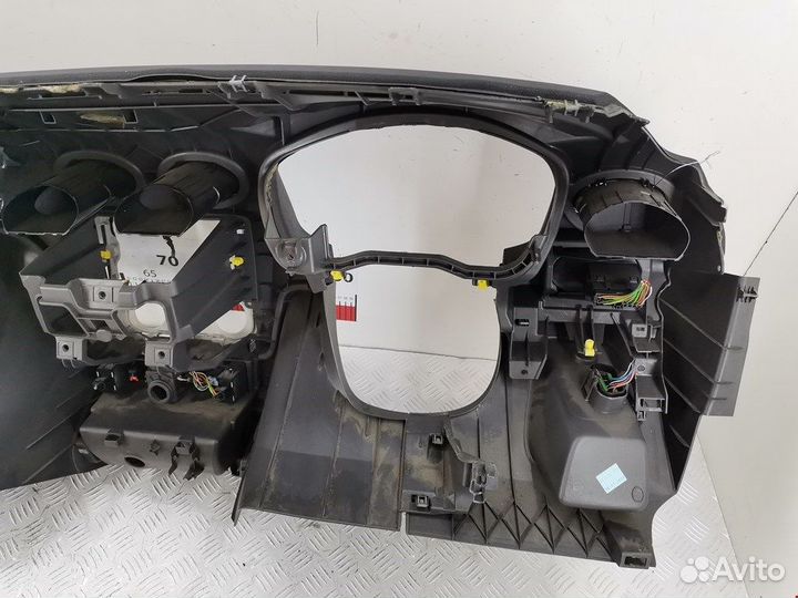 Торпедо (панель передняя) для Ford Focus 2 1356170