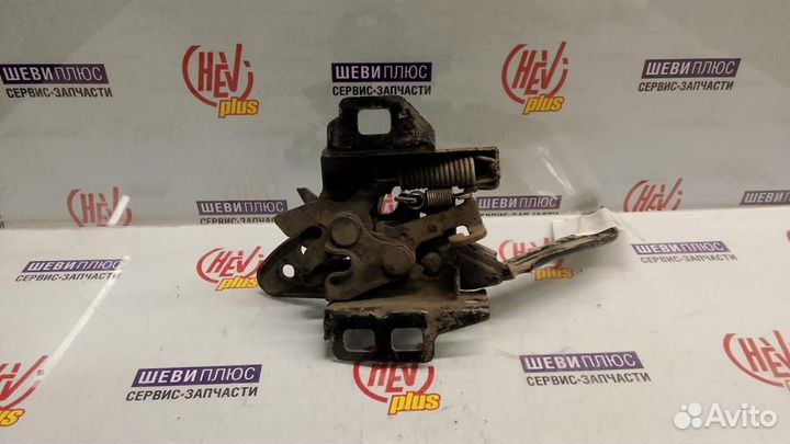 Замок капота Chevrolet Avalanche