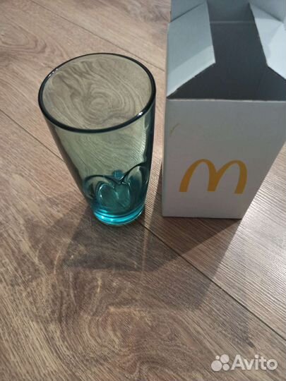 Стеклянные бокал