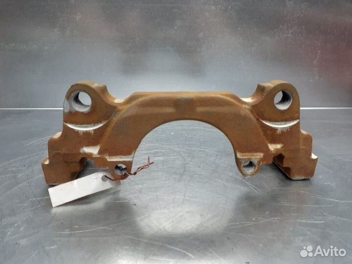 Скоба суппорта переднего Audi A4 B8 2007-2015