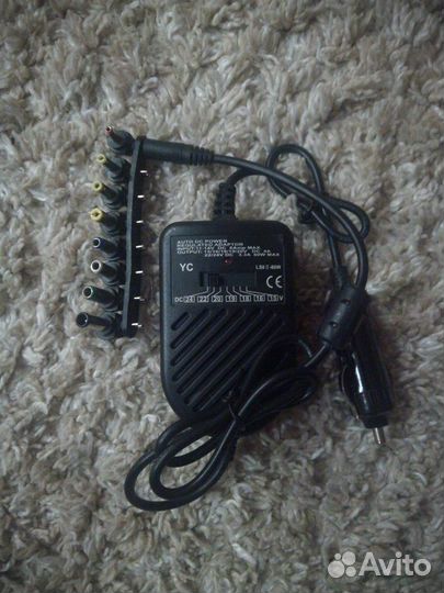 Универсальное автомобильное зарядное устройство