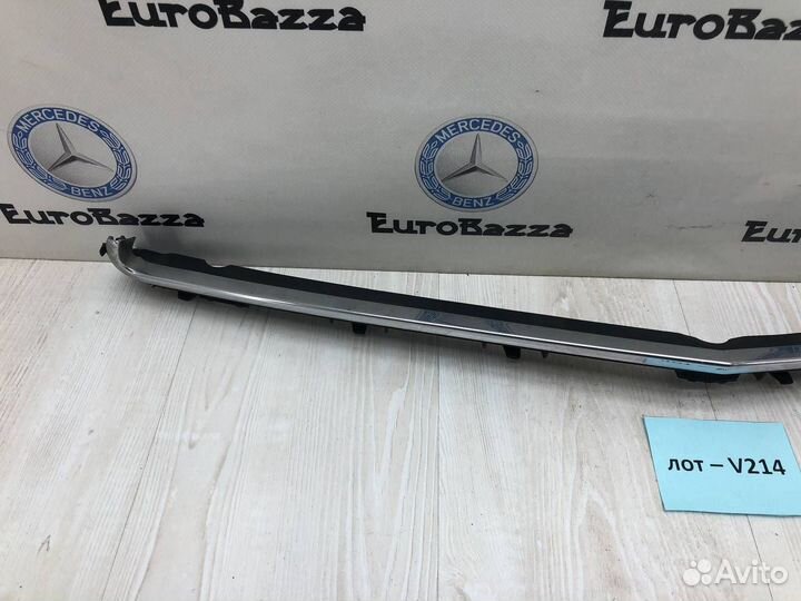 Молдинг капота Mercedes W207