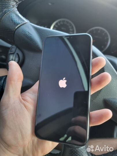 iPhone X, 64 ГБ