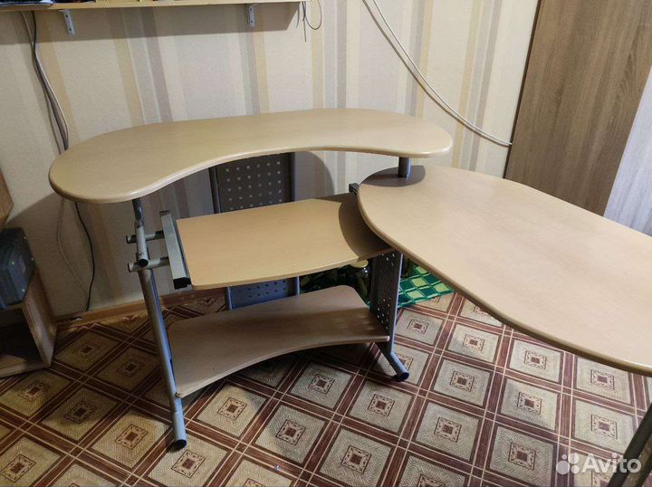 Компьютерный стол, б/у