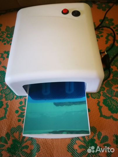 Лампа для маникюра