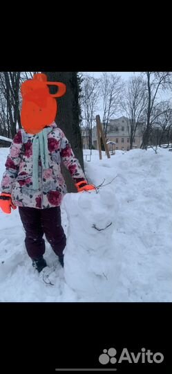 Зимний костюм для девочки 134-140